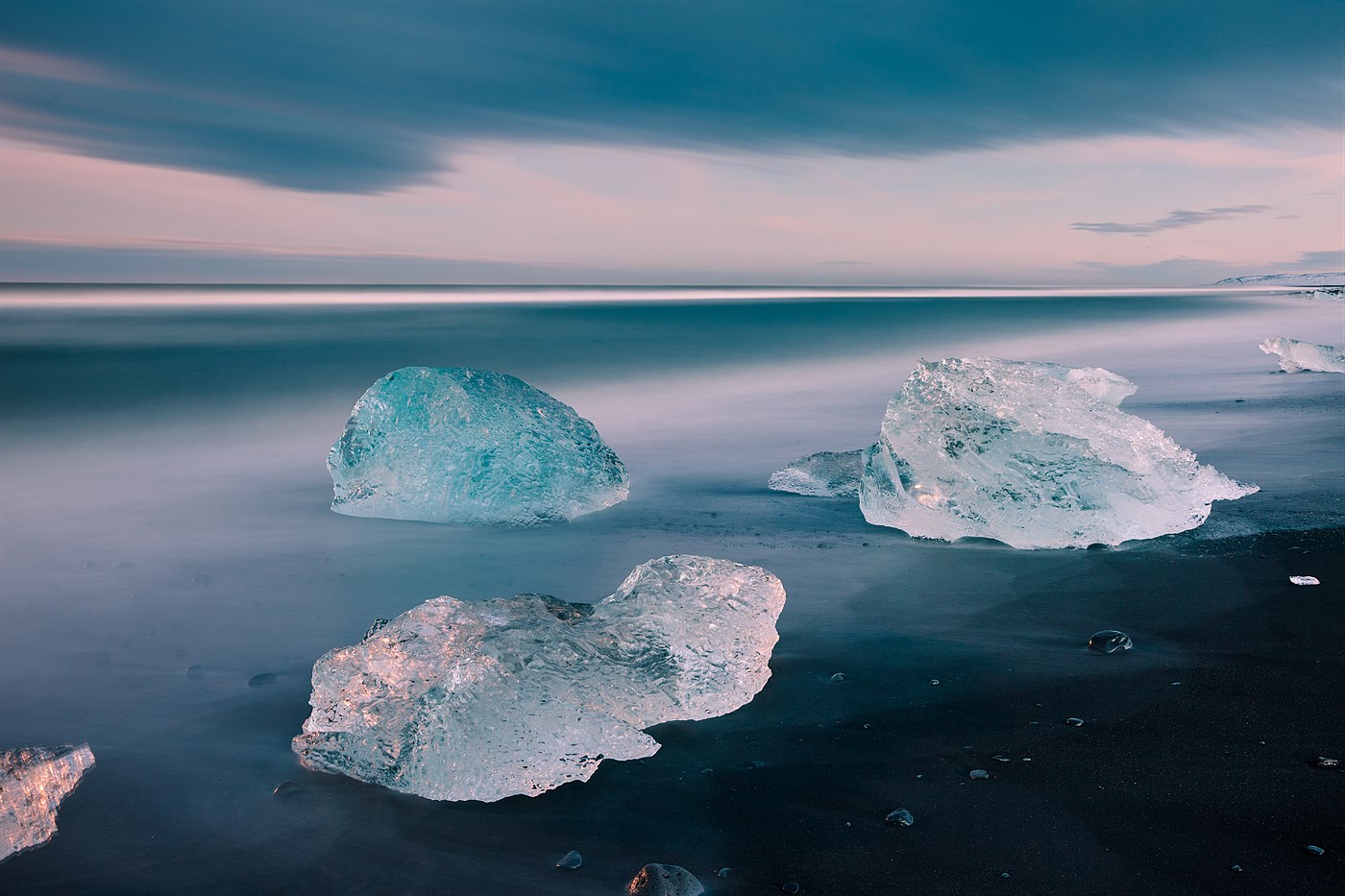 Jökulsárlón Beach, photo