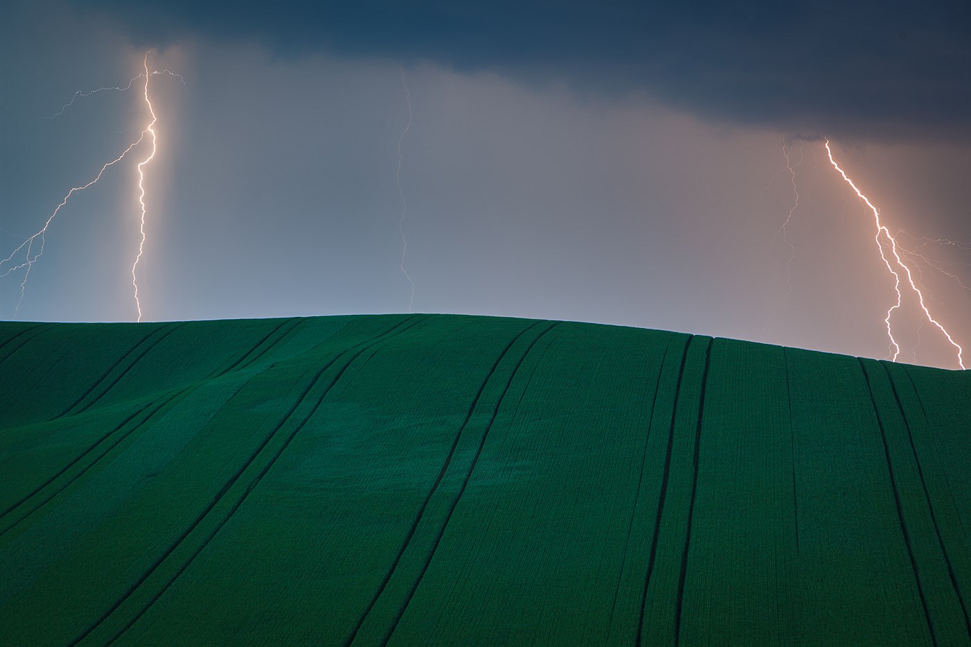 Bouře na Kyjovsku, photo